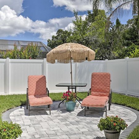 Relaxing Tampa Abode With Screened Lanai And Pool Villa Exterior photo