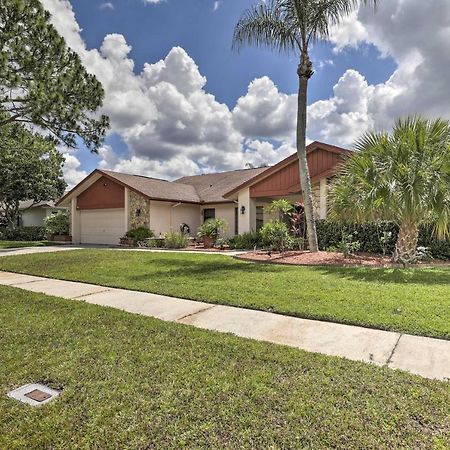 Relaxing Tampa Abode With Screened Lanai And Pool Villa Exterior photo