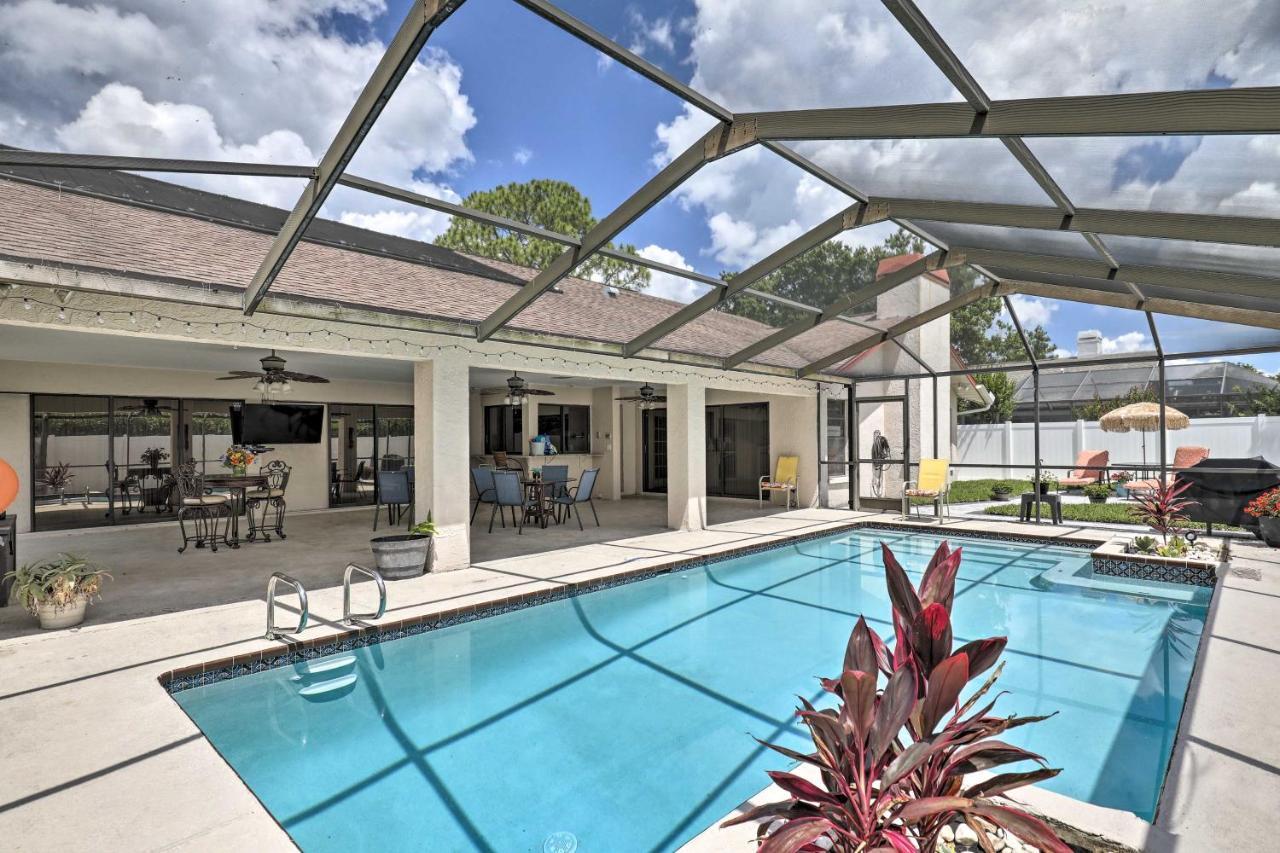 Relaxing Tampa Abode With Screened Lanai And Pool Villa Exterior photo